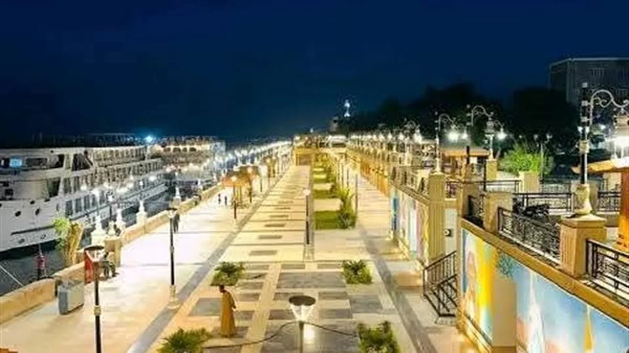 تغير مفاجئ في حالة الطقس بالأقصر مع وصول نسبة الرطوبة إلى 45%